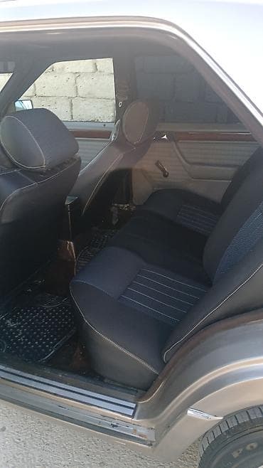 nissan tiida satilir: Mercedes-Benz W124: 2.5 l | 1989 il Sedan — 6