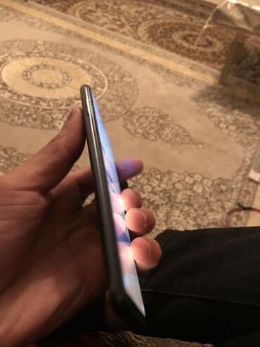 berde telefonlar: Samsung A10e, 32 GB, rəng - Qara, İki sim kartlı — 4