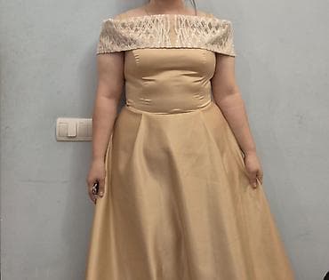 novruz xonca sekilleri: Qızılı rəngdə ziyafət/gecə libası - Model: çiyinlər açıq — 1