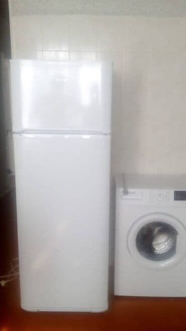 evler bineqedide: Yasamalda qismət şadliq evinə yaxın ümumi sahəsi 70 kv,m olan,2 otaqlı — 2