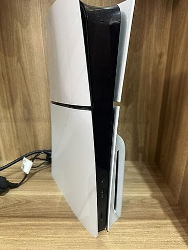 basavik qutu: Sony PlayStation 5 slim (Diskli Versiya) – 1 TB Xüsusiyyətlər: - — 1