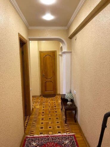 gunluk evler yasamalda: Yasamal rayonu,Nərimanov heykəlinin yanı,Nəlbəki restoranının — 9