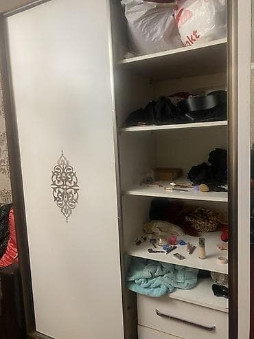 tap az divan: 3 qapılı, Güzgülü, Ağ, Taxta, Kupe, Düz dolab — 7