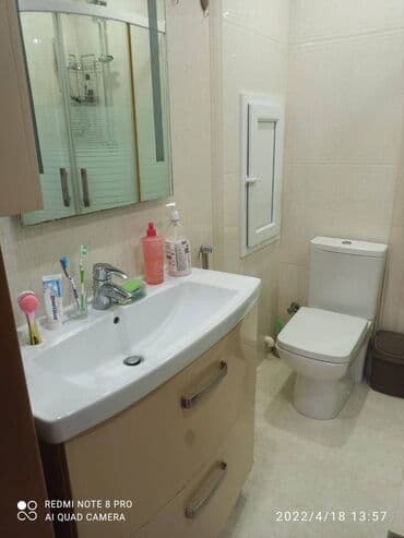 ehmedlide ev: Əhmədli qəsəbəsində, Xalqbankın arxasında, Yeni Tikili 16 mərtəbəli — 7