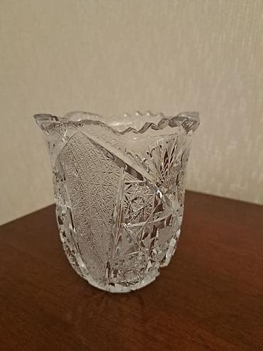 Kəsma naxışlı büllur qab - Material: yüksək keyfiyyətli büllur -