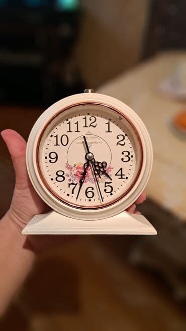 Сейфы: Настольные часы, Электронные, С секундной стрелкой — 5