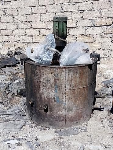 el beton mikseri: Sənaye qarışdırıcı komplekti Təsvir: - Güclü elektrik mühərrikindən — 2