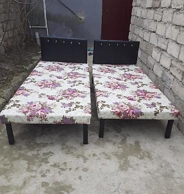 Kravat taza 
Hazırı var 
Çatdırılma münasib qiymata