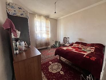 ağdaşda satilan evler: Binəqədi qəs. 3 otaqlı, 90 kv. m — 2