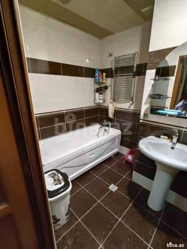 lokbatanda yeni tikilen binalar: Nizami rayonu Bakıxanov qəsəbəsi (Koroğlu və Qara Qarayev metrolarına — 9