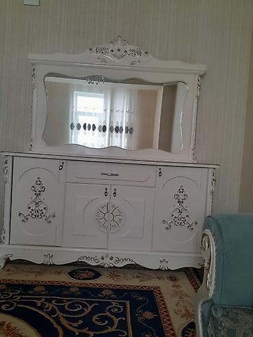 Klassik üslubda ağ bufet-güzgü dəsti - Rəng: südlü ağ - Material