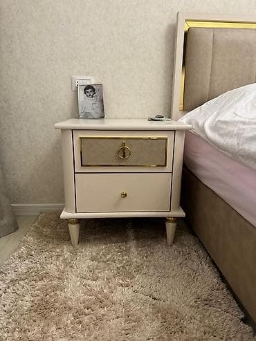 par: İkinəfərlik çarpayı, Dolab — 4