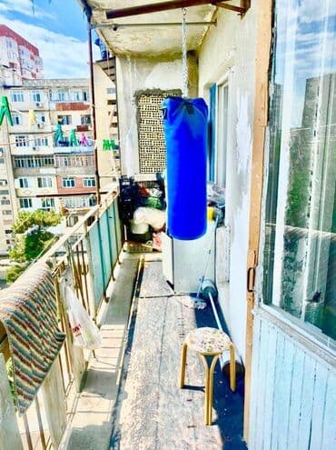 1 otaqli podmayak menziller: Bakı, 3 otaqlı, Köhnə tikili, m. Xalqlar Dostluğu, 80 kv. m — 9