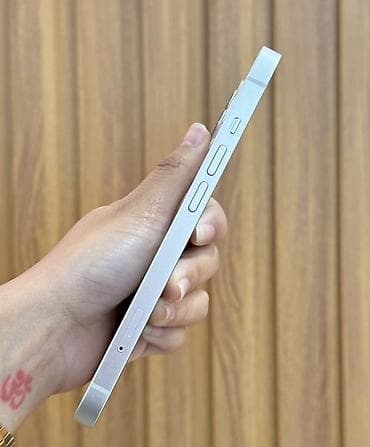 IPhone 13, 128 ГБ, Белый, Гарантия, Битый, Беспроводная зарядка — 2