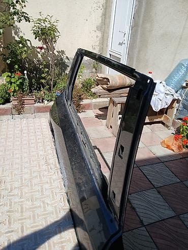 byd disk teker: Sol arxa, Universal auto Uni Z — 4