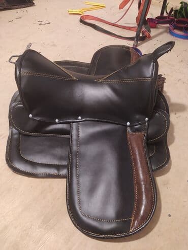 Yuvalar: At yəhəri (yəhərə daxildi )
quşqun
çəki 
üzəngi dəmiri 
üzəngi qayşi — 4