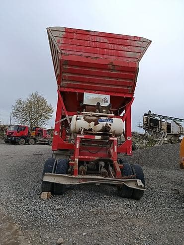 beton qarışdıran aparat: Beton. zavod satılır isdiyen buyursun — 1