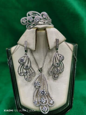 Dəstə daxildir: Üzük, Sırğa, Sep, Gümüş, 925 Əyar