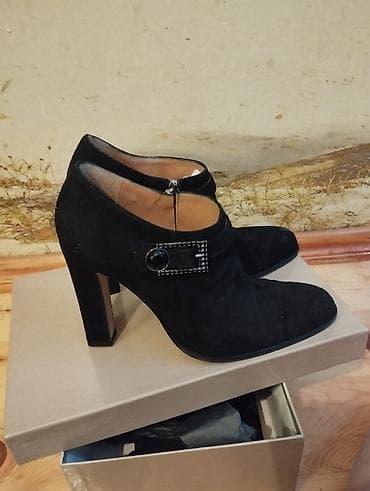 Tuflilər, Ölçü: 38, rəng - Qara, Yeni