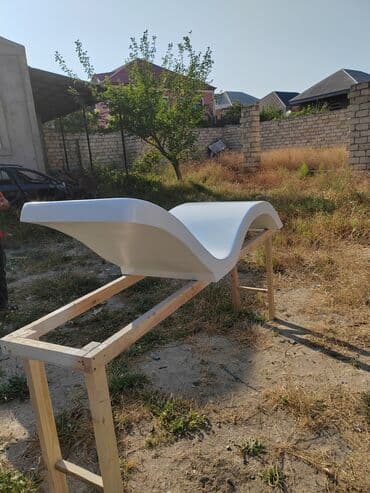 meqa mebel: Şezlong 
Lejenka. 
Hovuz içi özel tasarım — 2