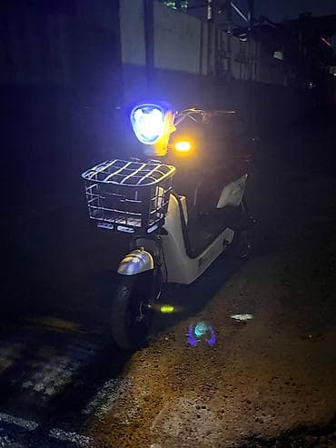 generator 8 kva: - Moped, 50 sm3, 2024 il, 51 km — 3