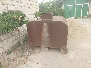 Saglamdir ve materiali çox qalindi