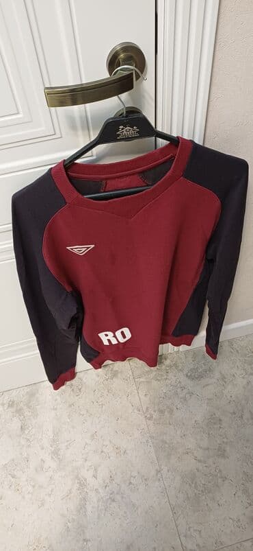 qaqa geyimi: Svitşot, M — 2