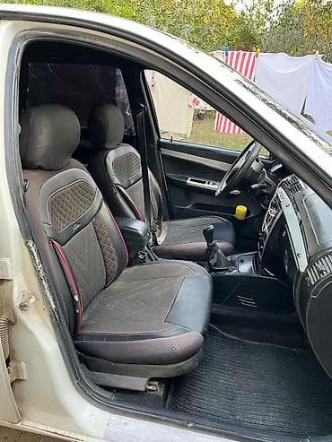 Nəqliyyat: LIFAN Naz: 1.3 l | 2008 il 1 km Sedan — 4
