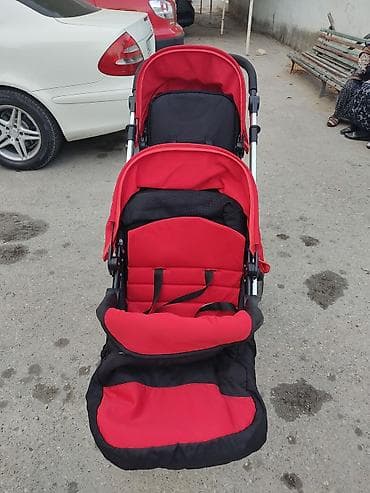 əkiz kalyaska: Ekiz beşiyi. Hər iki tərəfin üzü çıxarılır.Çevrilı bilr üz üzə — 5