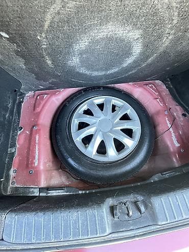 opel astra j: Hyundai i30: 1.6 l | 2007 il Hetçbek — 3