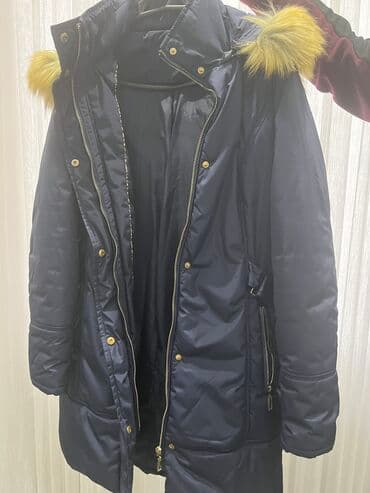 gödəkçələr: L ölçü Səligəli vəziyyatdə. Qalın Az isifadə edilib Defekti yoxdu — 2