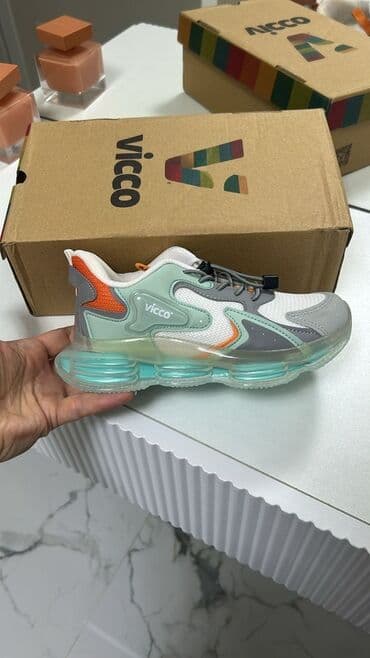 защита на углы для детей: Vicco uşaq krossovkası - Rənglər: ağ mesh üstlük, boz və nəbati-yaşıl — 1