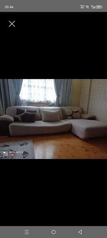 Divanlar: Künc divan, İşlənmiş, Açılmayan, Bazasız, Parça, Çatdırılma yoxdur — 1