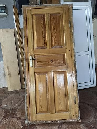 taxta divar panelleri: Taxta və PVC qapılar dəsti - 2 ədəd massiv taxta qapı: klassik — 1