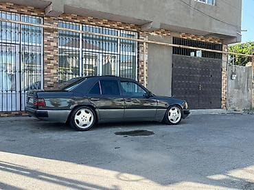 Mercedes-Benz E-Class W124 sedan - Korpus: klassik W124 kuzovu, tünd lalafo.az -da Mercedes-Benz E-Class W124 sedan - Korpus: klassik W124 kuzovu, tünd