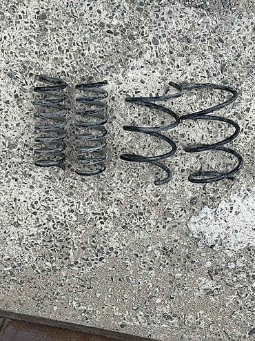 termostat mercedes: Mercedes 203 kuzanin hazir kesilmis purjunlari cox pasatkali elemir — 1