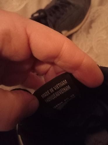 nike corablar: Gencede satilir orginal krasofka razmer 36.37 gedir — 3