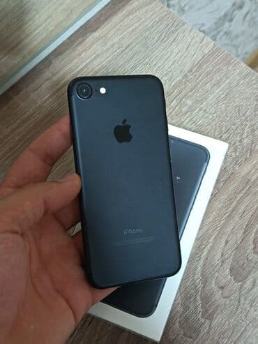 поясная машина бу: IPhone 7, 32 ГБ, Черный, Отпечаток пальца, Face ID — 6