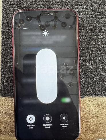 iphone 8 qiymet: IPhone 11, 128 GB, Qırmızı, Face ID — 2