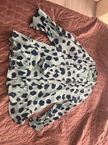 nostril qiymeti: Paltarlar 1-2 dəfə geyinilib, zara, koton, mango kimi markalrdandır — 5