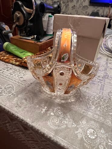 ad günü dekoru: Xrustal tezedir koribkada saxlanilib
Heresi 35 man
Bakallar 80 man — 3