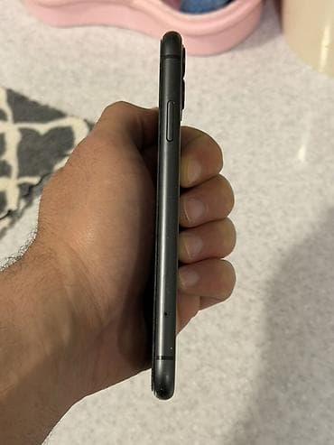 iphone 11 2ci el: IPhone 11, 128 GB, Qara, Face ID — 8