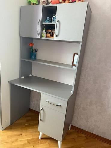 школьные парты и стулья: Для девочки и мальчика, Письменный стол — 1