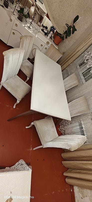 tap.az saatli: Masa desti 6 oturacaqla satilir ‼️ Qiymeti 220 azn çatdırılma — 1