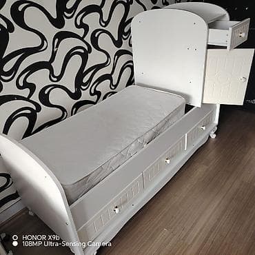 komodlar: Uşaq çarpayısı və komodlu beşik sistemi - Rəng: ağ - Material — 1