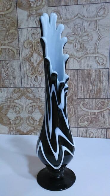 dekarativ guller: Dekorativ güldan. Yenidir, istifadə olunmayıb, öz qutusundadır — 1