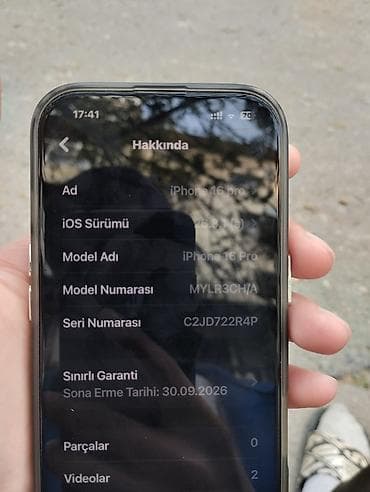 i 15 pods: IPhone 16 Pro, 128 GB, Space Gray, Zəmanət — 3
