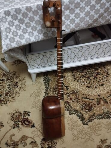 mikrafonlarin satisi: Tar satılır əla vəziyyətdədir heç bir problemi yoxdur. Ünvan NZS — 1