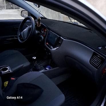 opel astra 1996: Kia Rio: 1.5 l | 2006 il Sedan — 2