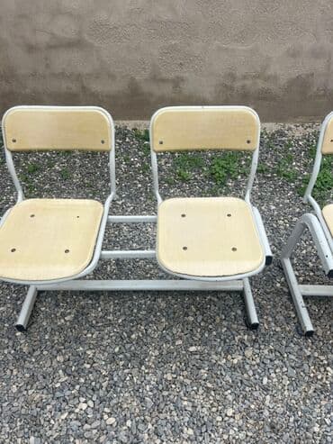 столы для конференций: İki nəfərlik birləşik oturacaq. Qiymət iki kompıektə aiddi. - — 2